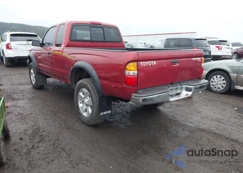 2003 Toyota Tacoma z USA, uszkodzony, nr VIN 5TEWM72N53Z177342